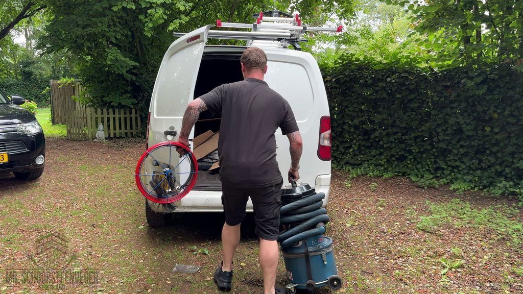 Schoorsteen onderhoud Heeze ladder bus Schoorsteen onderhoud Heeze ladder bus